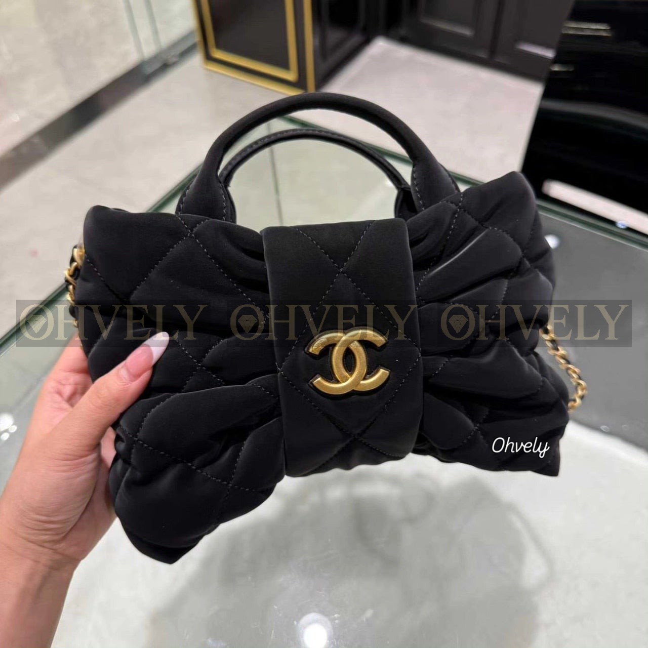 샤넬 25FW 리본백 미니보우백 벨벳 (매장가 839만) 상품 썸네일