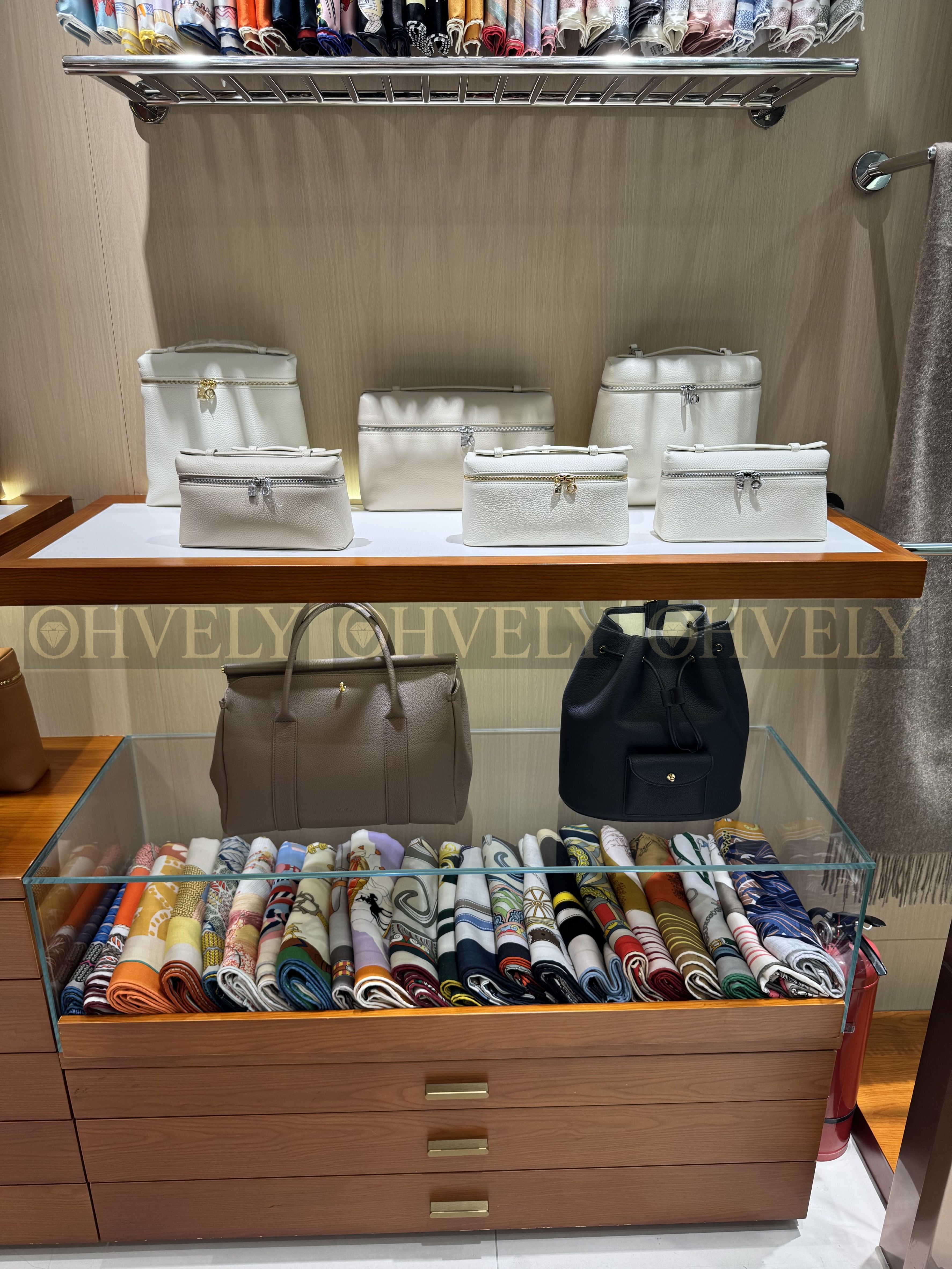 LoroPiana 가방 모음 상품 썸네일