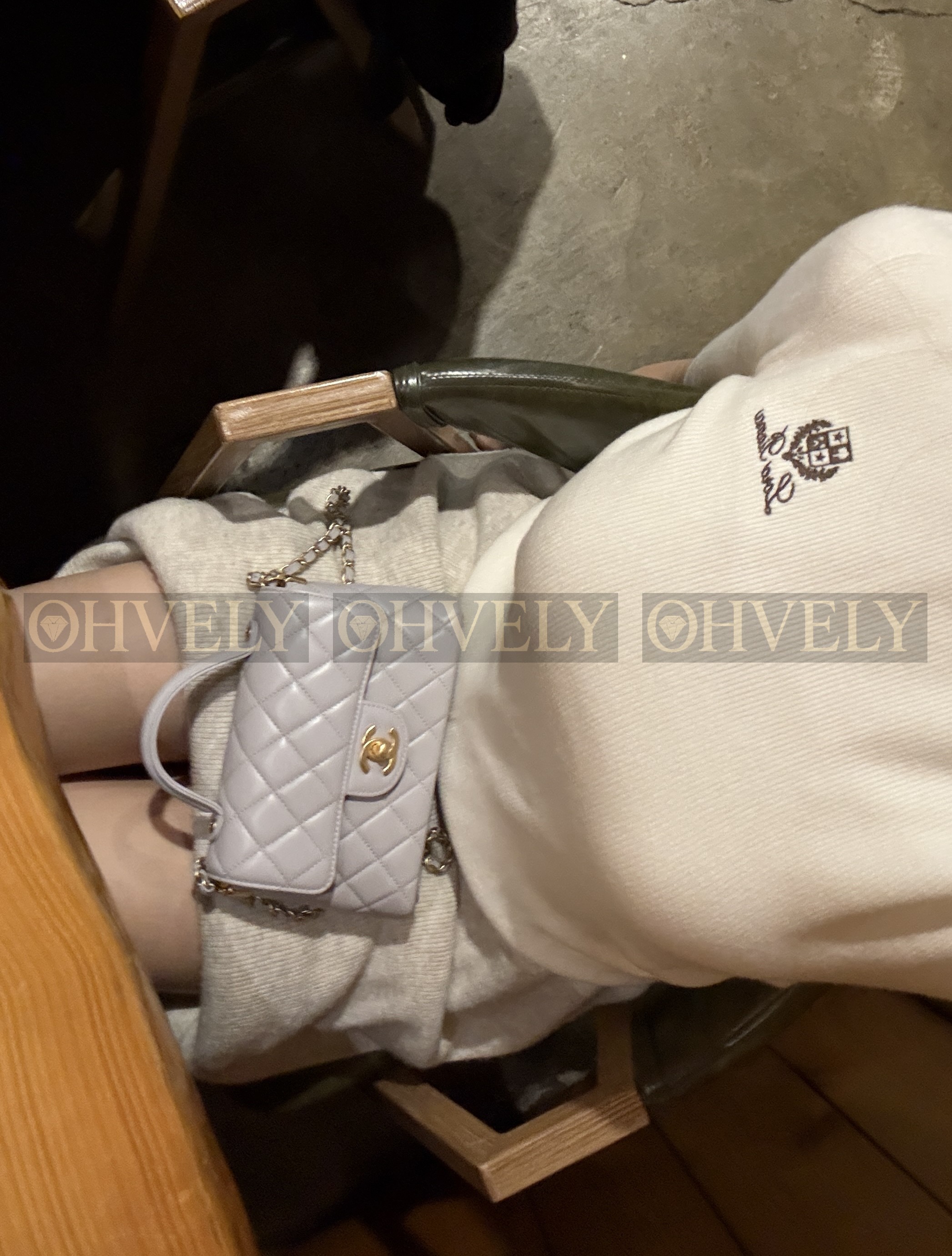 샤넬 탑핸들 플랩백 라이트그레이 (매장가1200만) 상품 썸네일