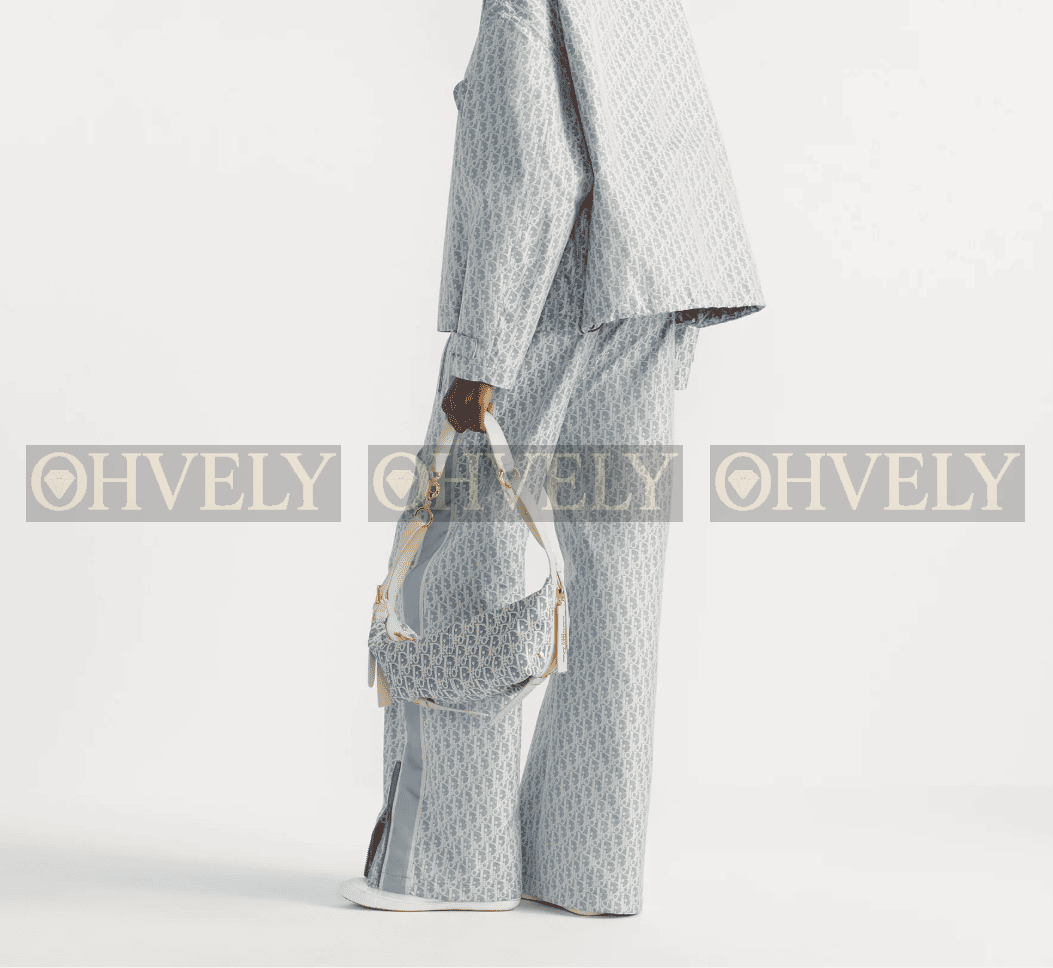 DIOR 25ss D-Journey 스몰 (시중가 550만) 상품 썸네일
