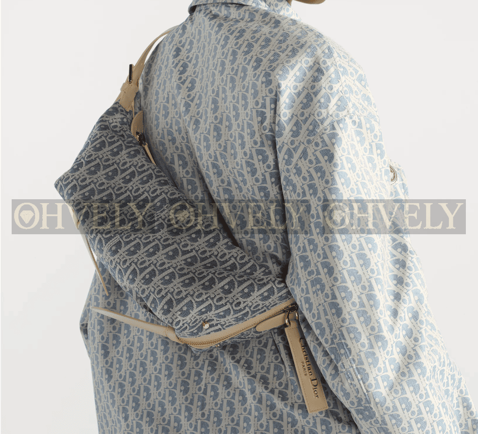 DIOR 25ss D-Journey 스몰 (시중가 550만) 상품 썸네일