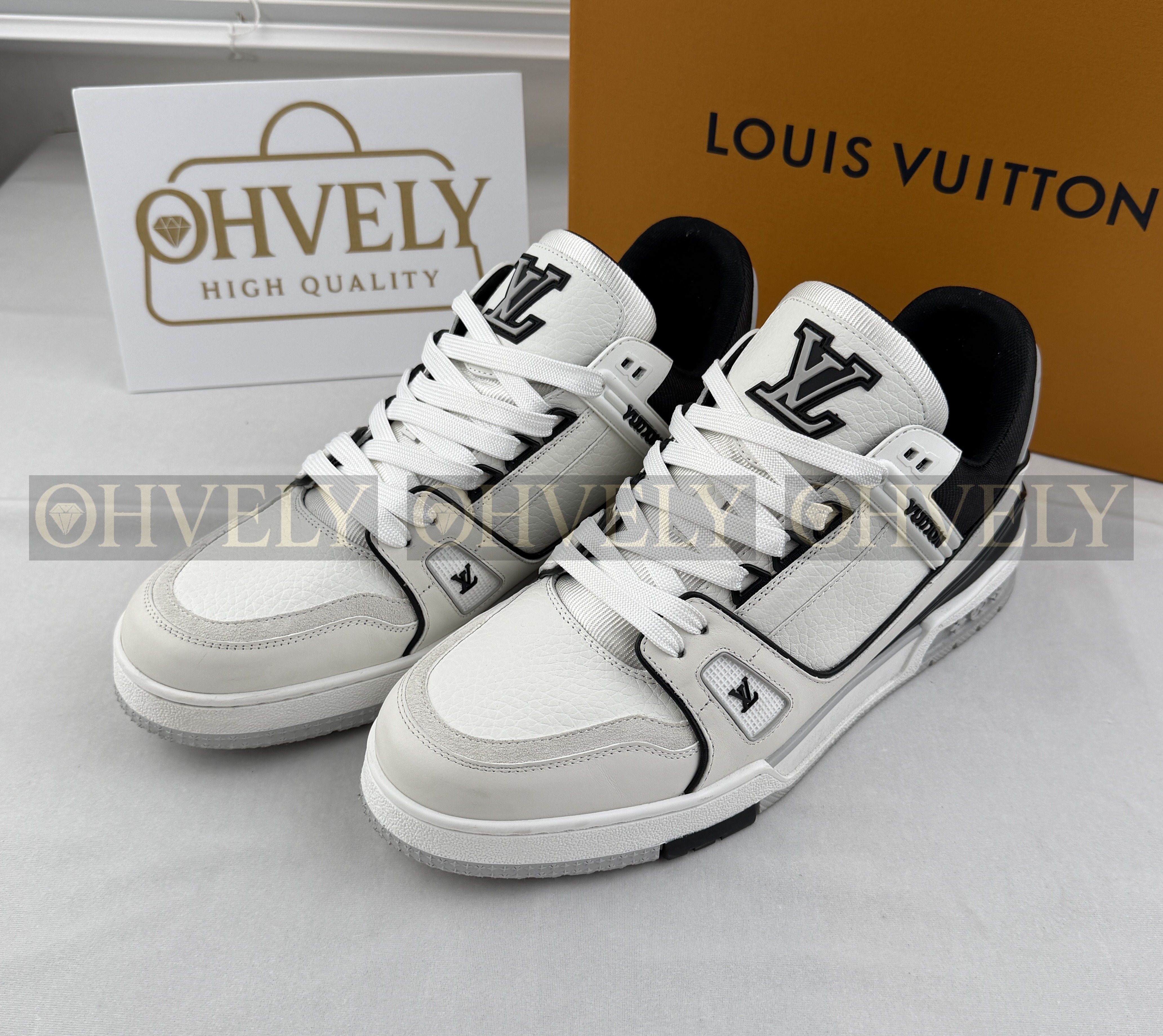 LV 25FW 트레이너 스니커즈 블랙 (남성) 상품 썸네일