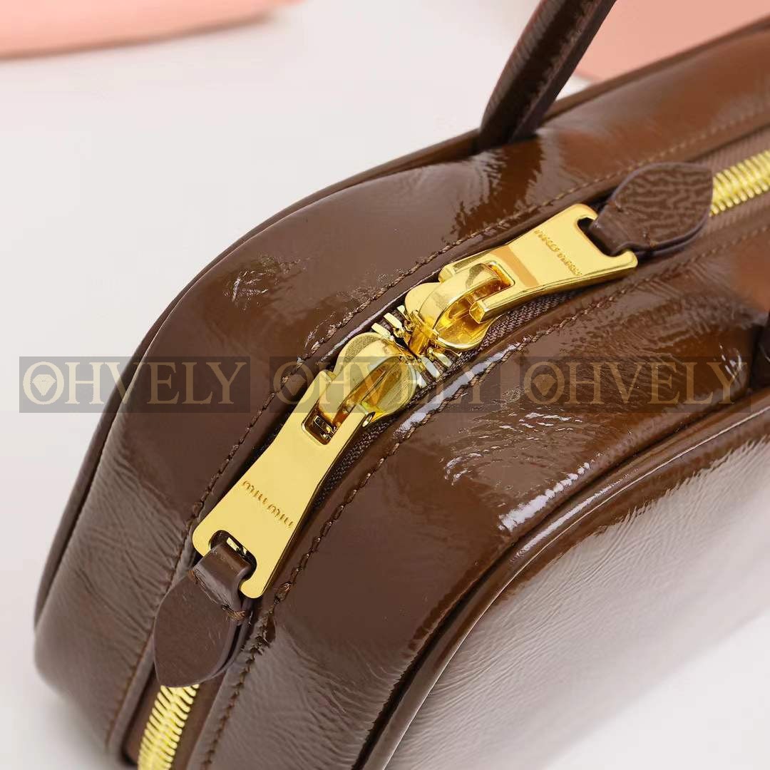 미우미우 나플락 페이턴트 가죽 보 백 브라운(27cm)하이엔드퀄 상품 썸네일