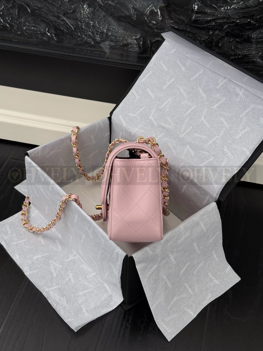 Chanel(샤넬) 핑크 캐비어 클래식 미듐 상품 썸네일