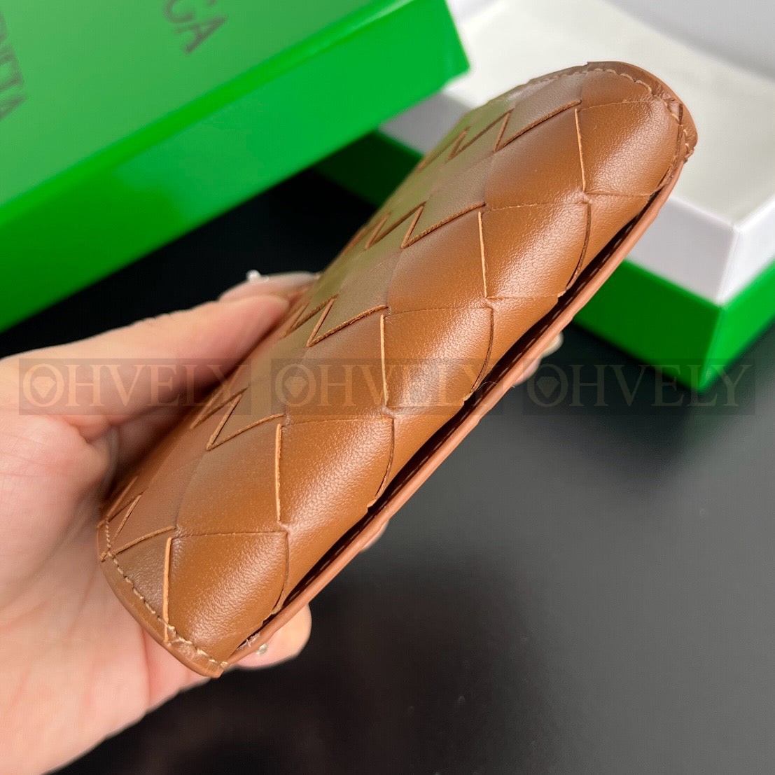 보테가 베네타 인트레치아토 명함 지갑 상품 썸네일