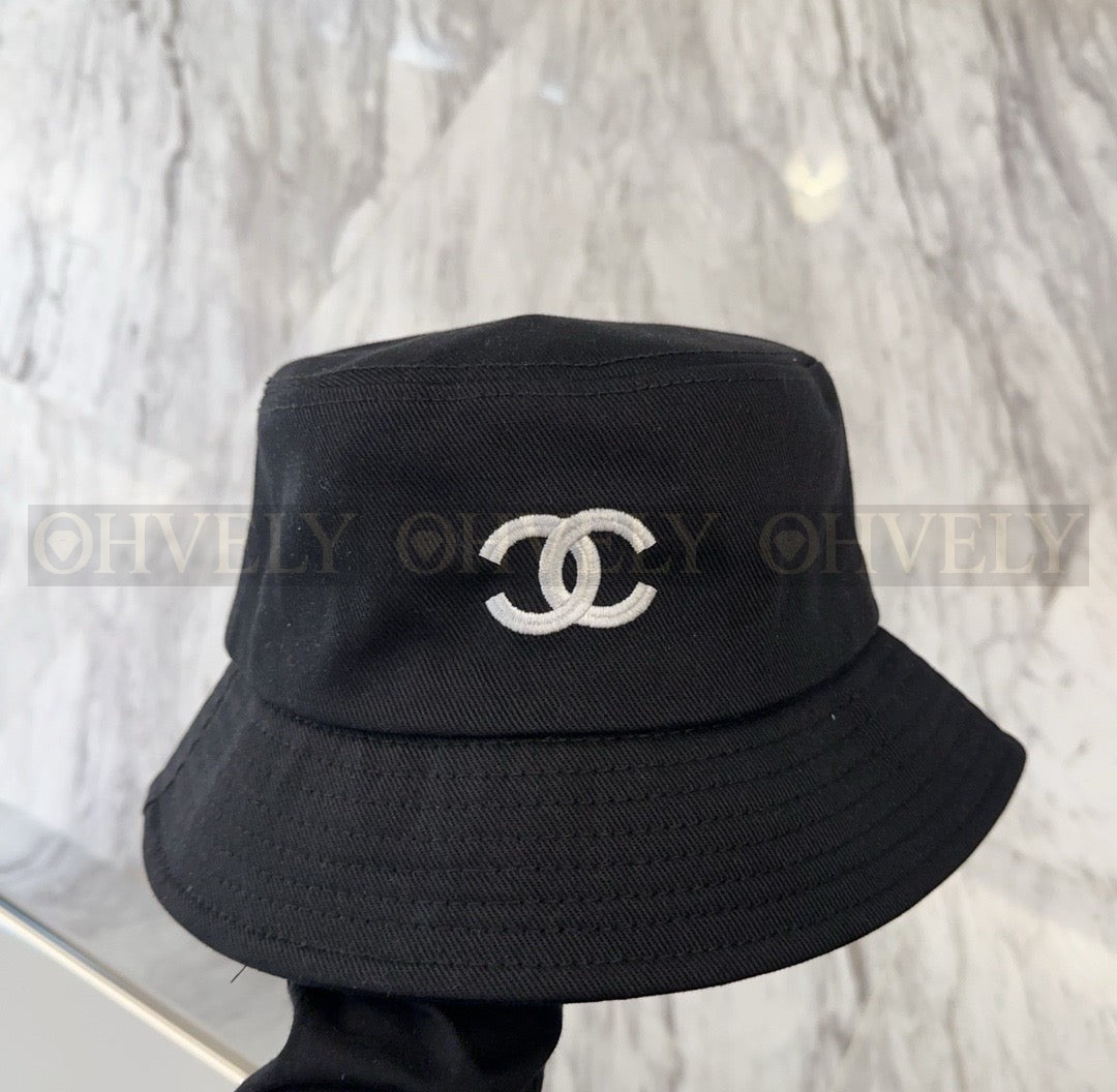 샤넬 버킷햇 상품 썸네일