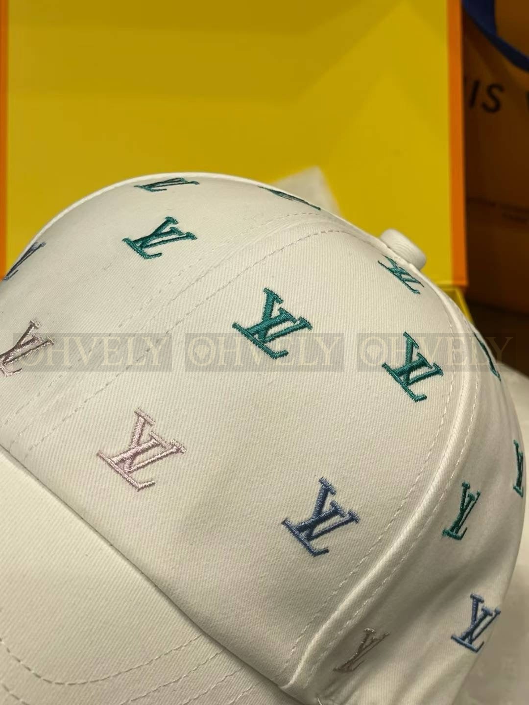 루이비통 볼캡 상품 썸네일
