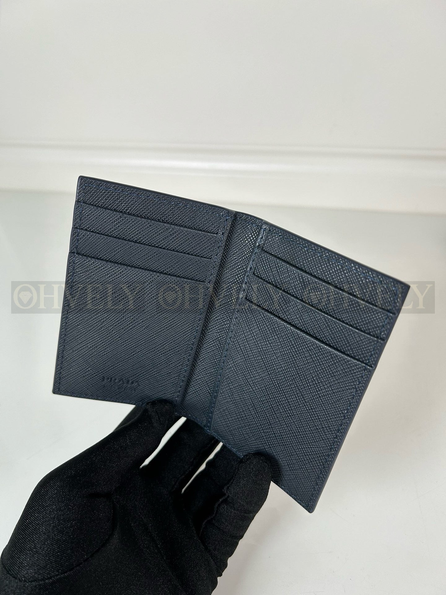 프라다 사피아노 레더 카드 지갑 상품 썸네일