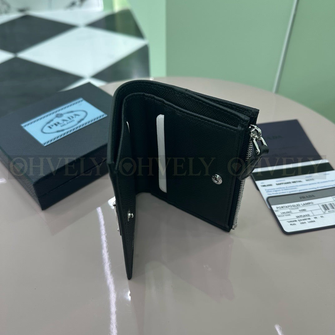 프라다 사피아노 레더 지퍼 반지갑 상품 썸네일