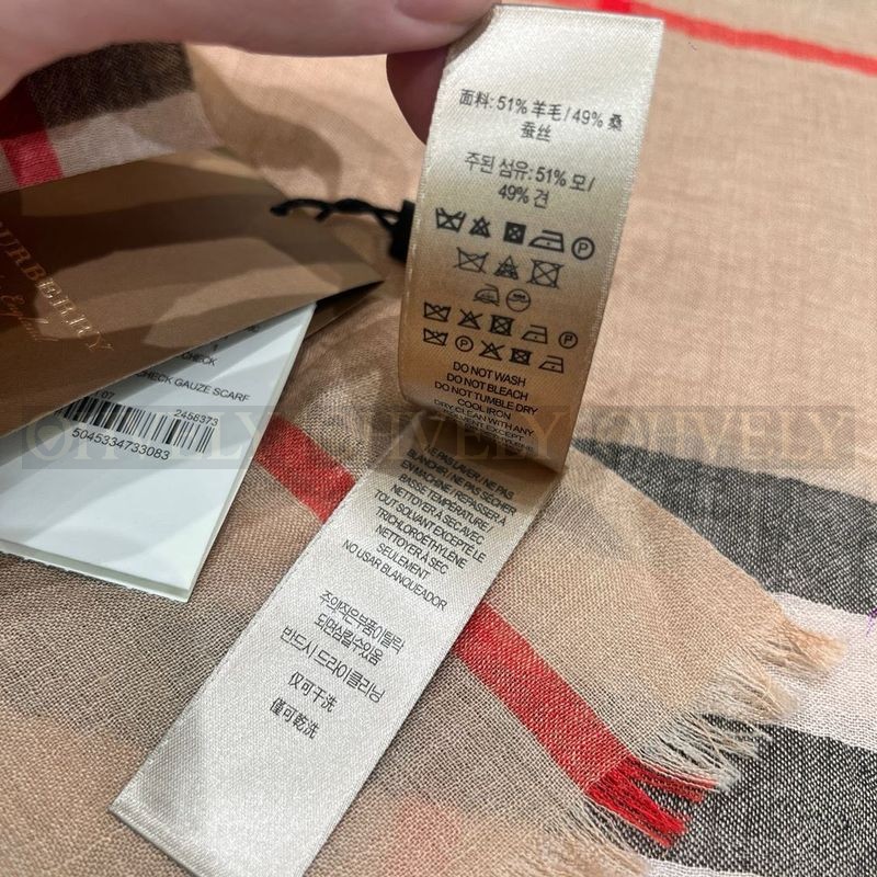 버버리 체크 울 스카프 상품 썸네일