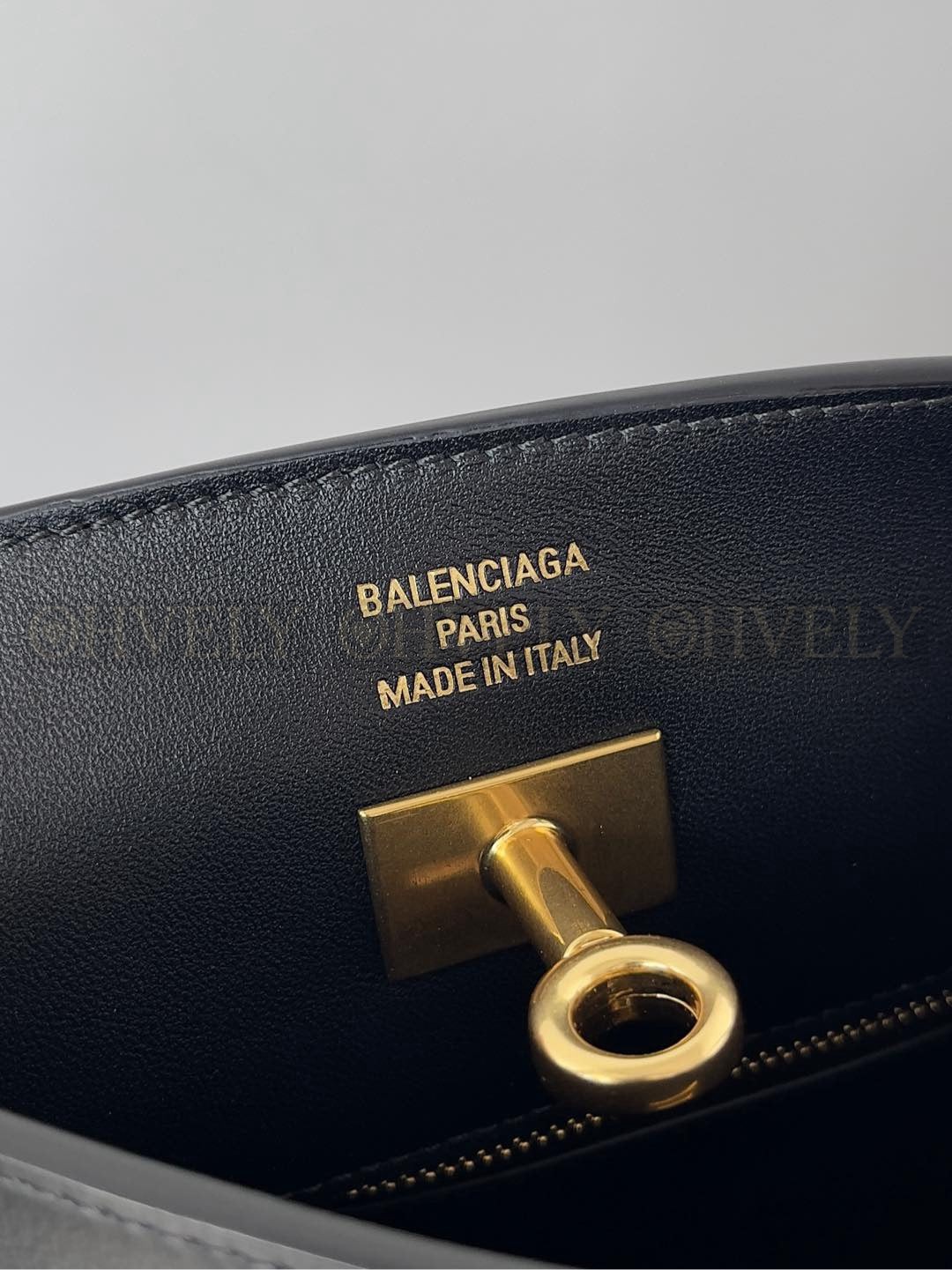 발렌시아가 벨 에어 호보백 스몰 상품 썸네일
