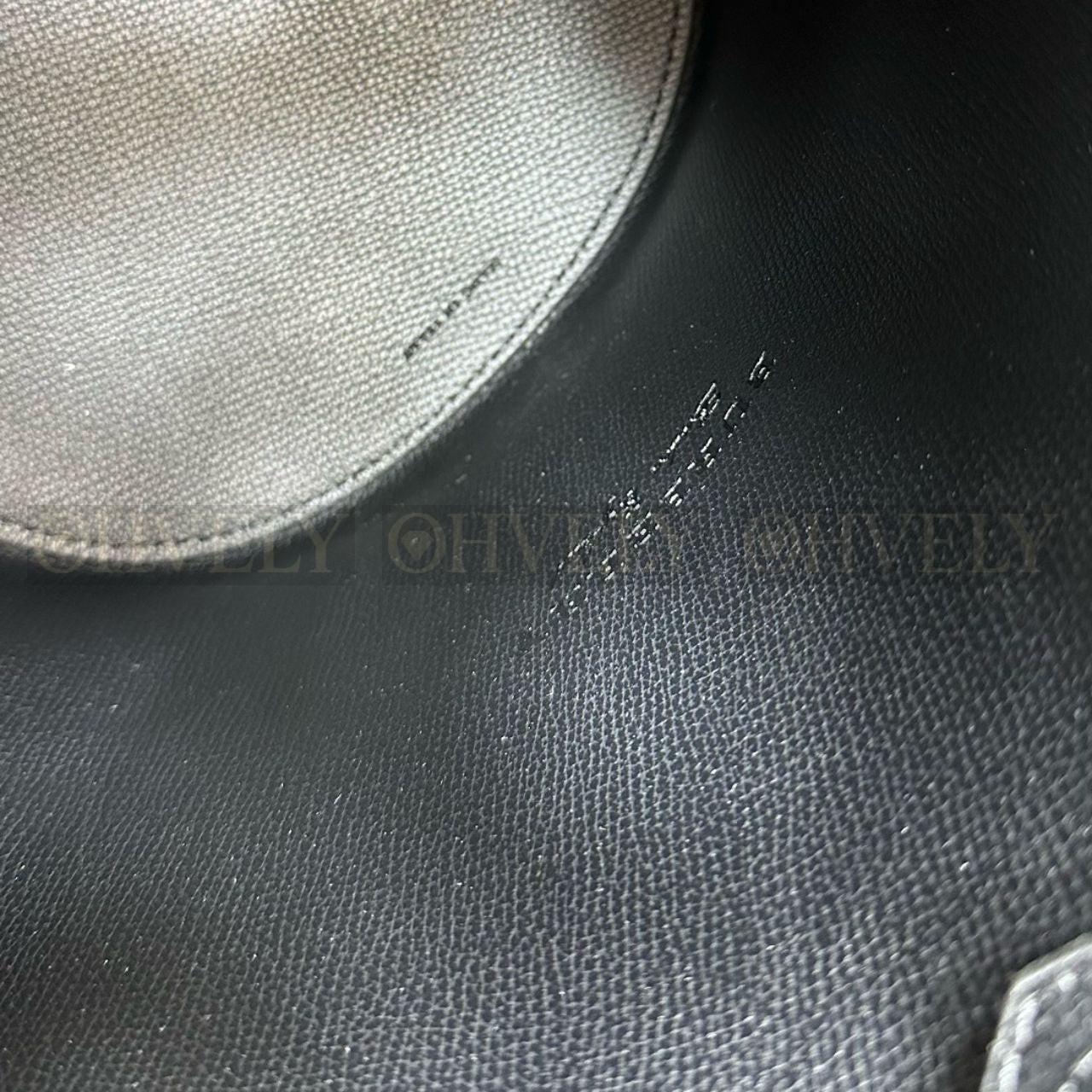 버버리 론 헤이마켓 체크 버킷백 상품 썸네일
