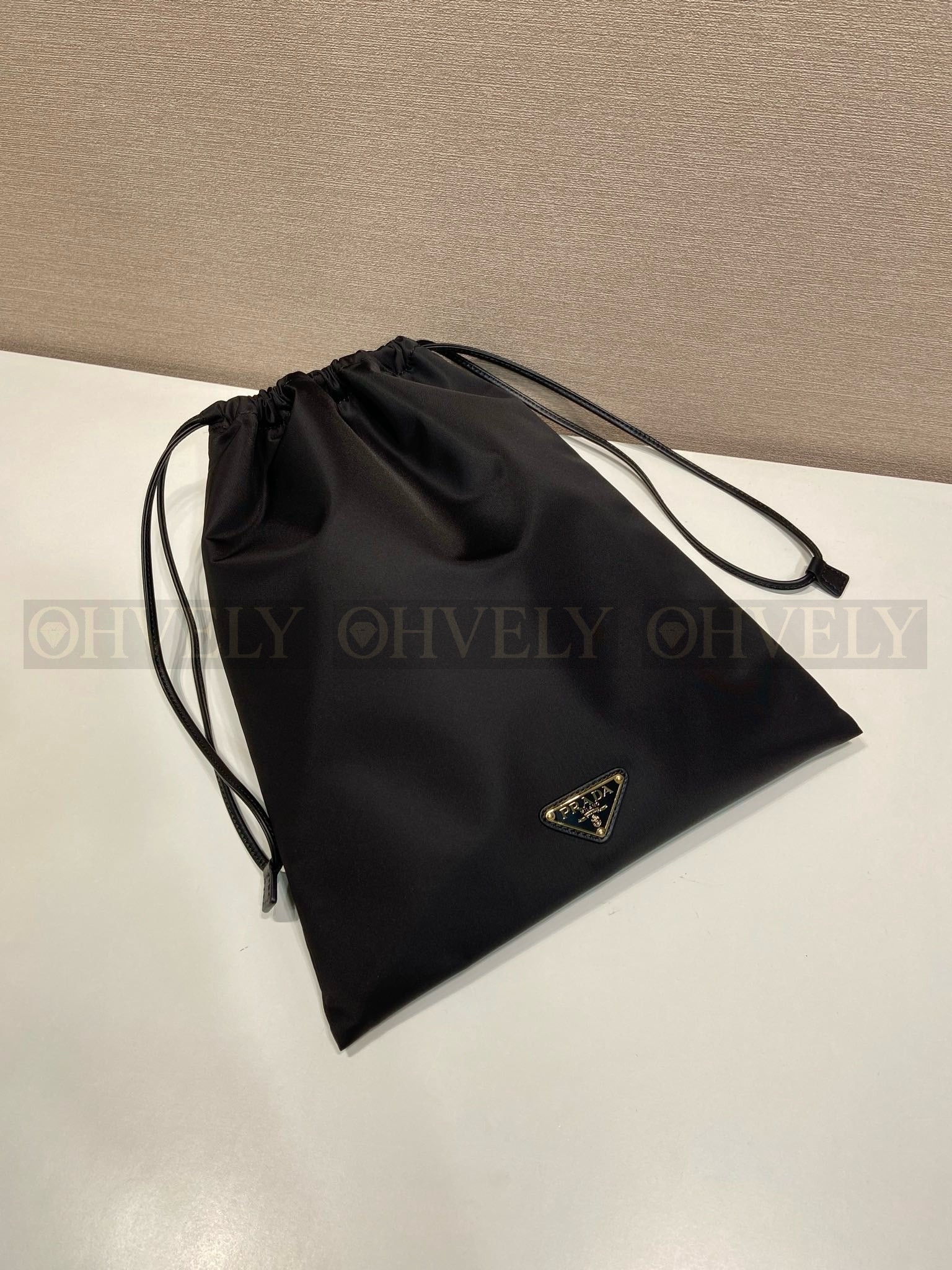 프라다 리나일론 파우치 상품 썸네일