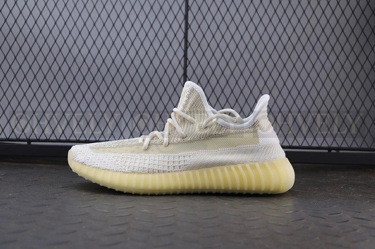 YEEZY 350 V2 네추럴 상품 썸네일