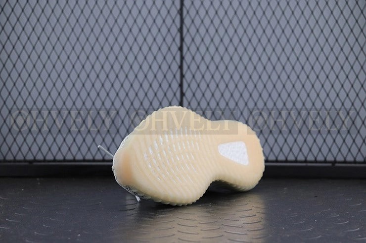 YEEZY 350 V2 룬드마크 상품 썸네일