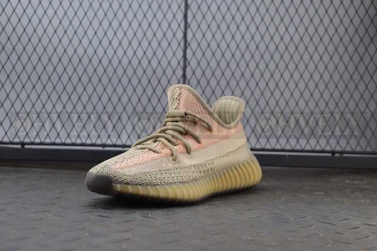 YEEZY 350 V2 샌드토프 상품 썸네일
