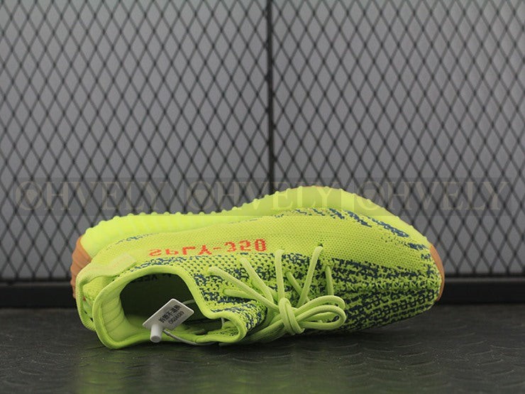 YEEZY 350 V2 세미프로즌 상품 썸네일