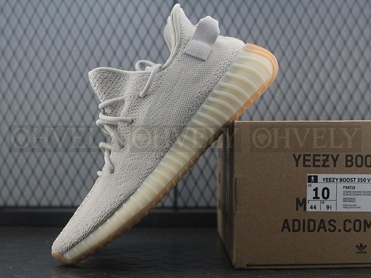 YEEZY 350 V2 세서미 상품 썸네일