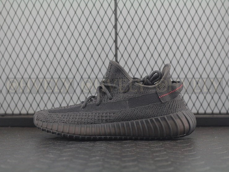 YEEZY 350 V2 스태틱 블랙 상품 썸네일