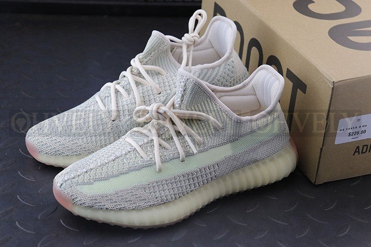 YEEZY 350 V2 시트린 상품 썸네일