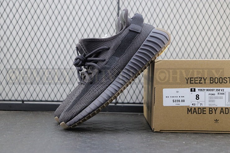 YEEZY 350 V2 신더 상품 썸네일