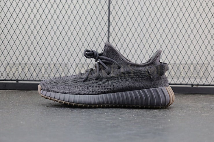 YEEZY 350 V2 신더 리플렉티브 상품 썸네일