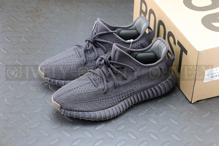 YEEZY 350 V2 신더 리플렉티브 상품 썸네일