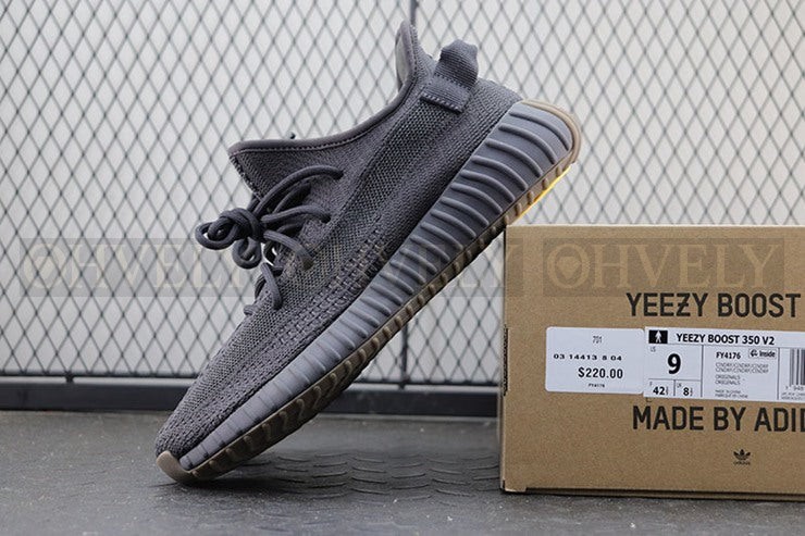 YEEZY 350 V2 신더 리플렉티브 상품 썸네일