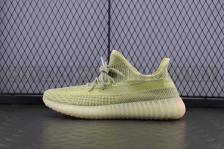 YEEZY 350 V2 안틀리아 리플렉티브 상품 썸네일