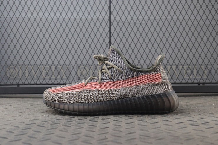 YEEZY 350 V2 애쉬스톤 상품 썸네일