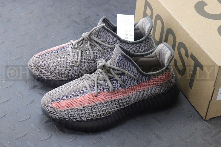 YEEZY 350 V2 애쉬스톤 상품 썸네일