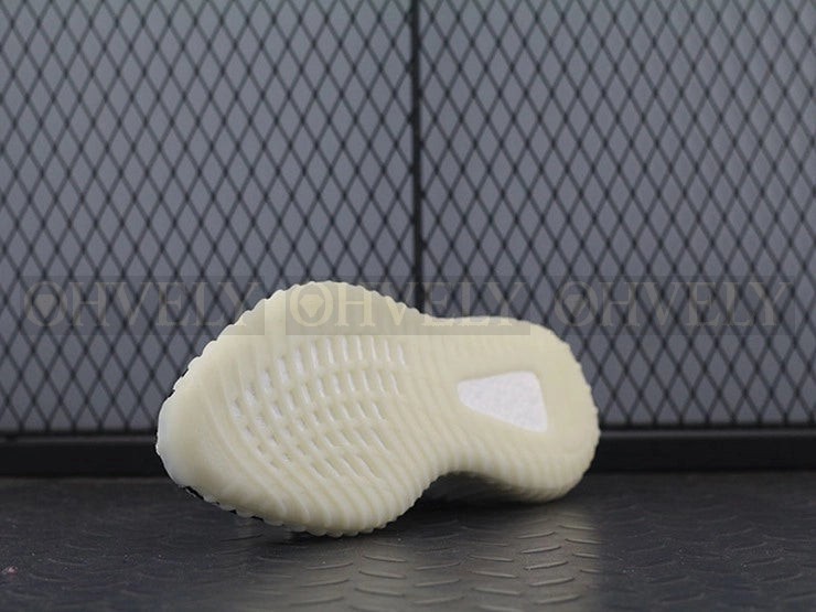 YEEZY 350 V2 지브라 상품 썸네일