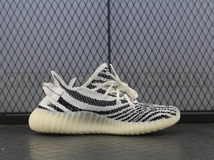 YEEZY 350 V2 지브라 상품 썸네일