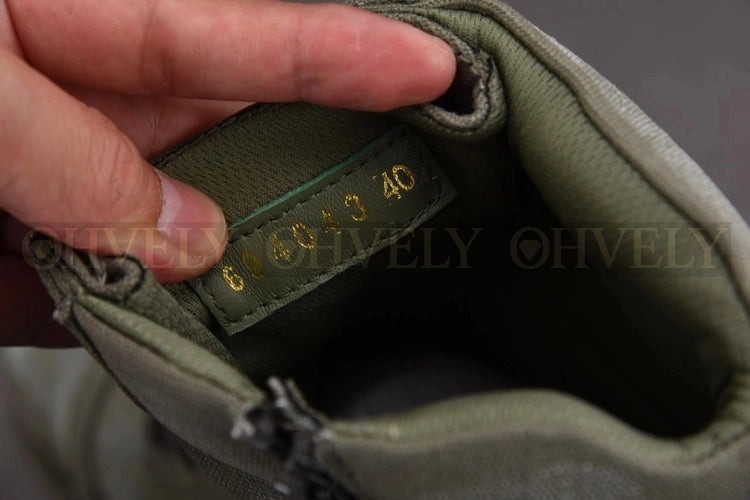 발렌시아가 컴뱃 스트라이크 20mm 부츠 카키 상품 썸네일