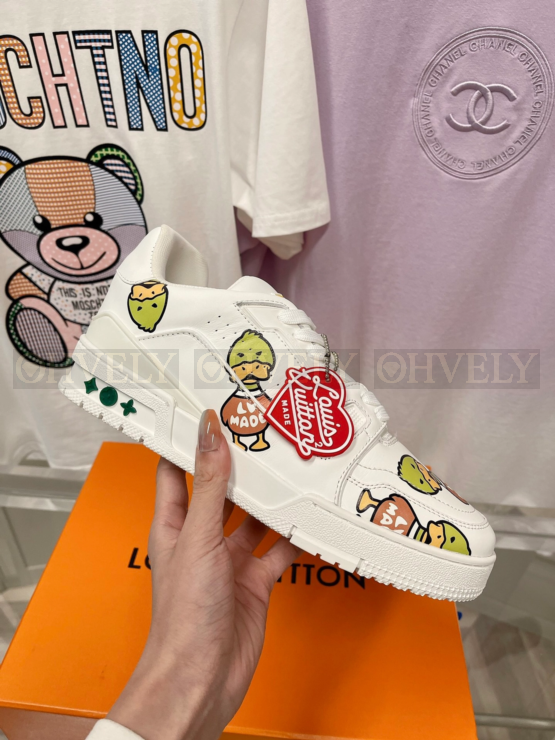 루이비통 니고 LV 트레이너 스니커즈 화이트 상품 썸네일