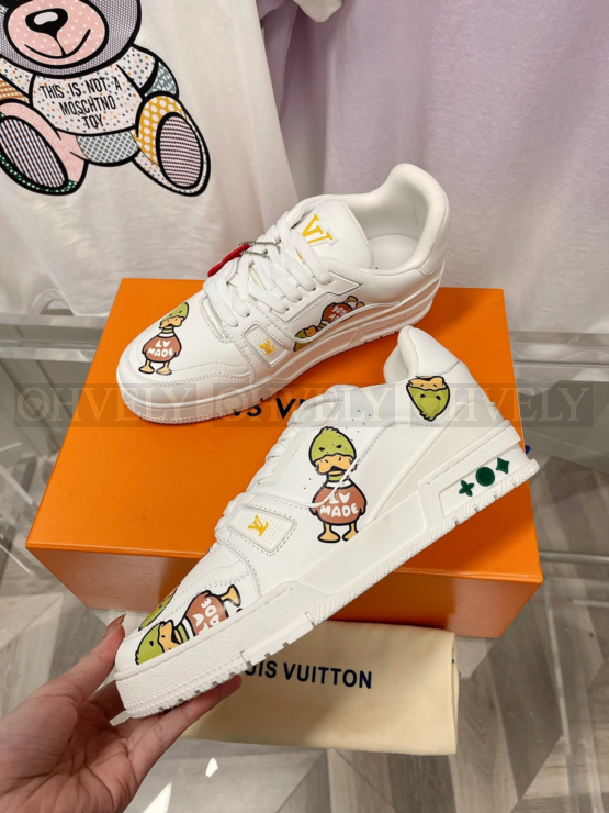 루이비통 니고 LV 트레이너 스니커즈 화이트 상품 썸네일