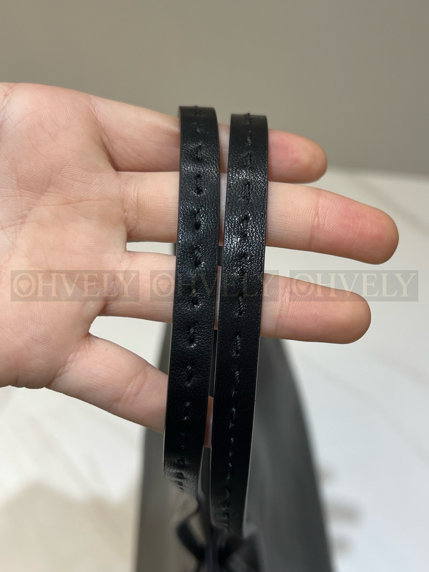 더로우 뉘앙스 토트백 상품 썸네일