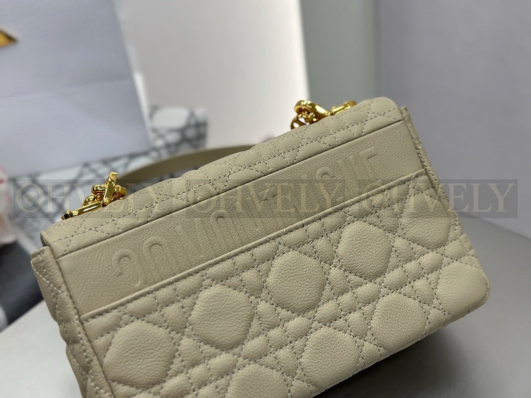 디올 카로백 스몰 상품 썸네일