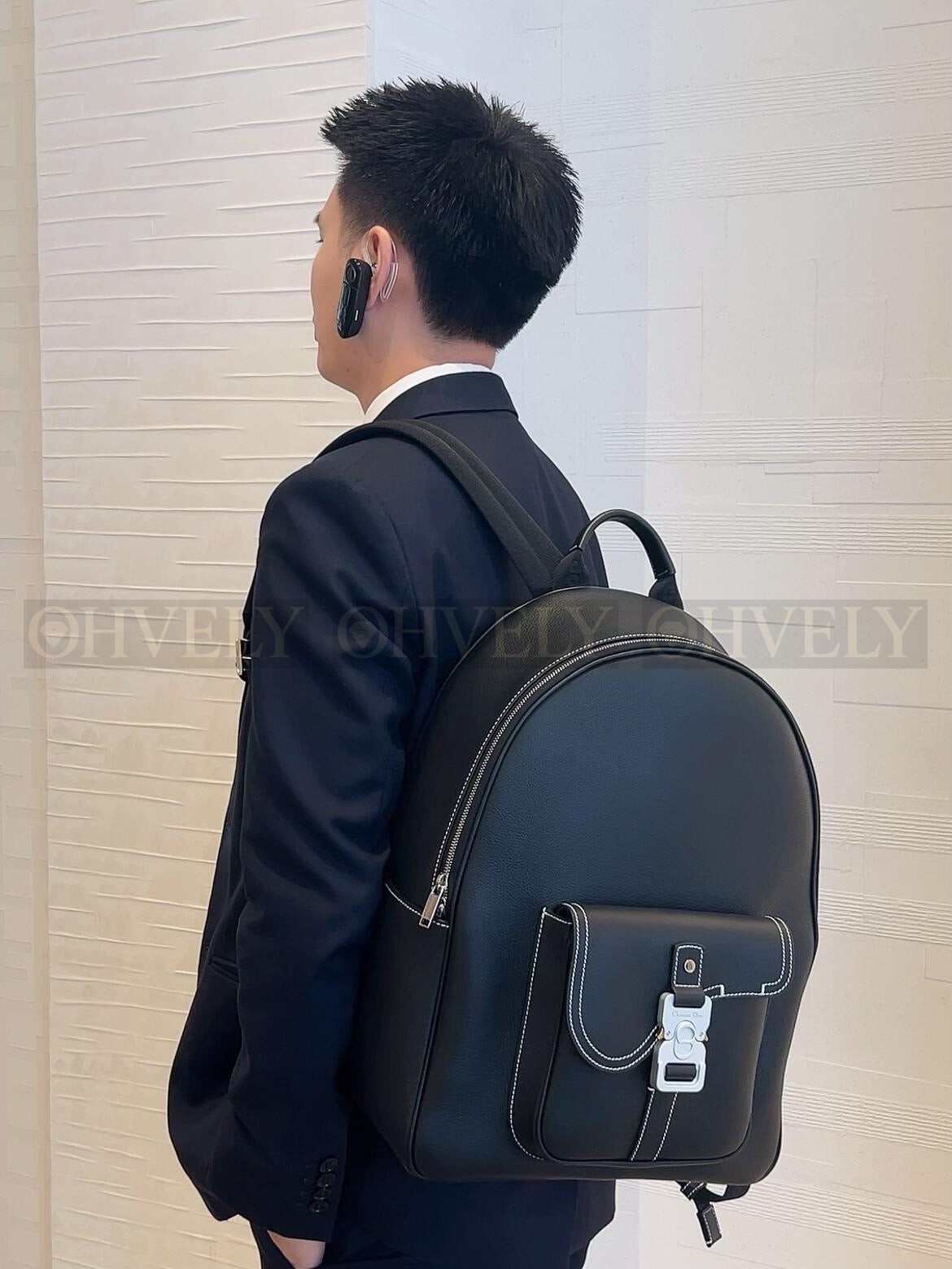 디올 새들 지퍼 백팩 상품 썸네일