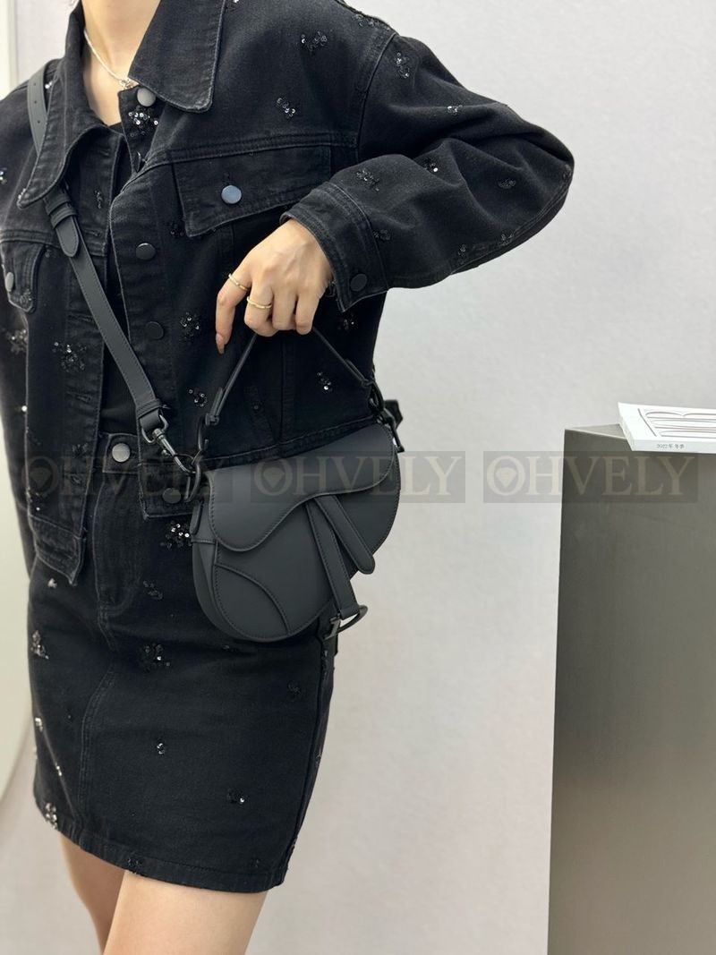 디올 블랙 매트 새들백 상품 썸네일