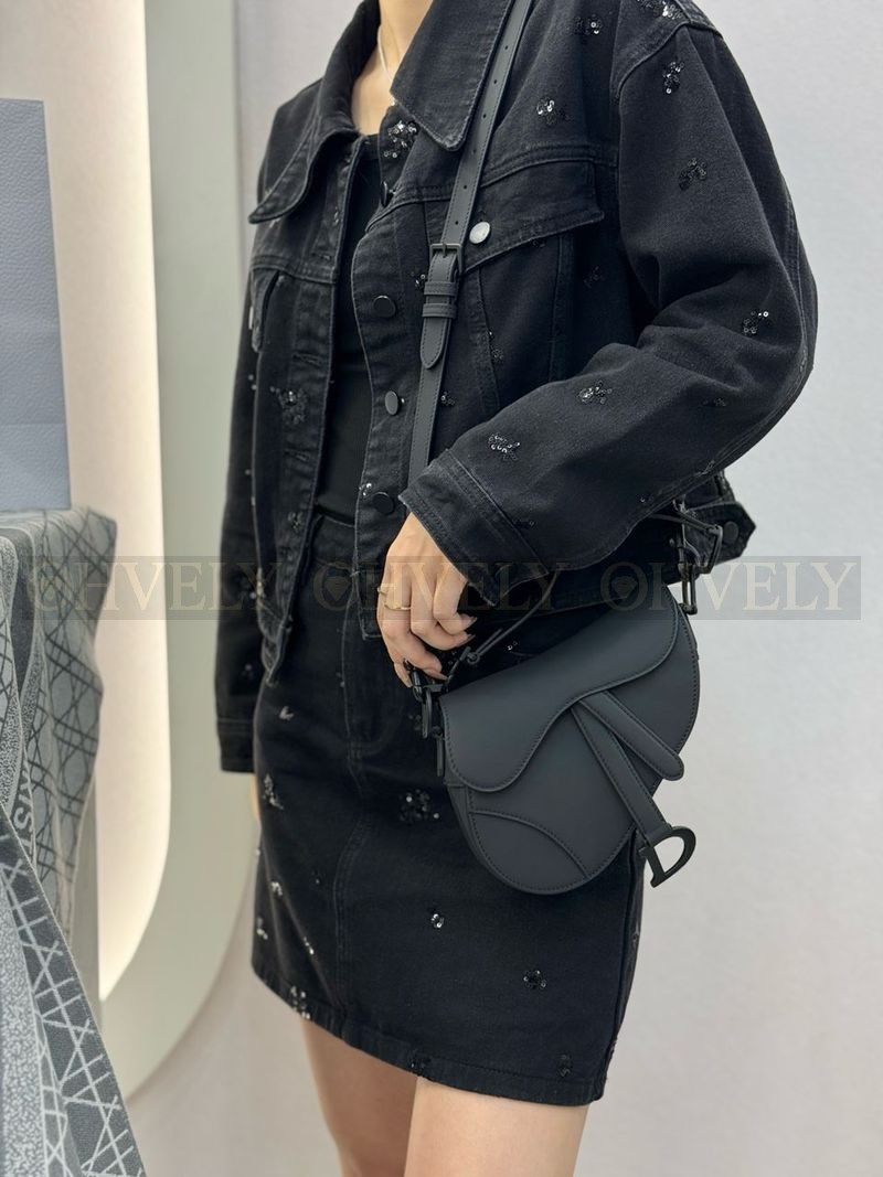 디올 블랙 매트 새들백 상품 썸네일