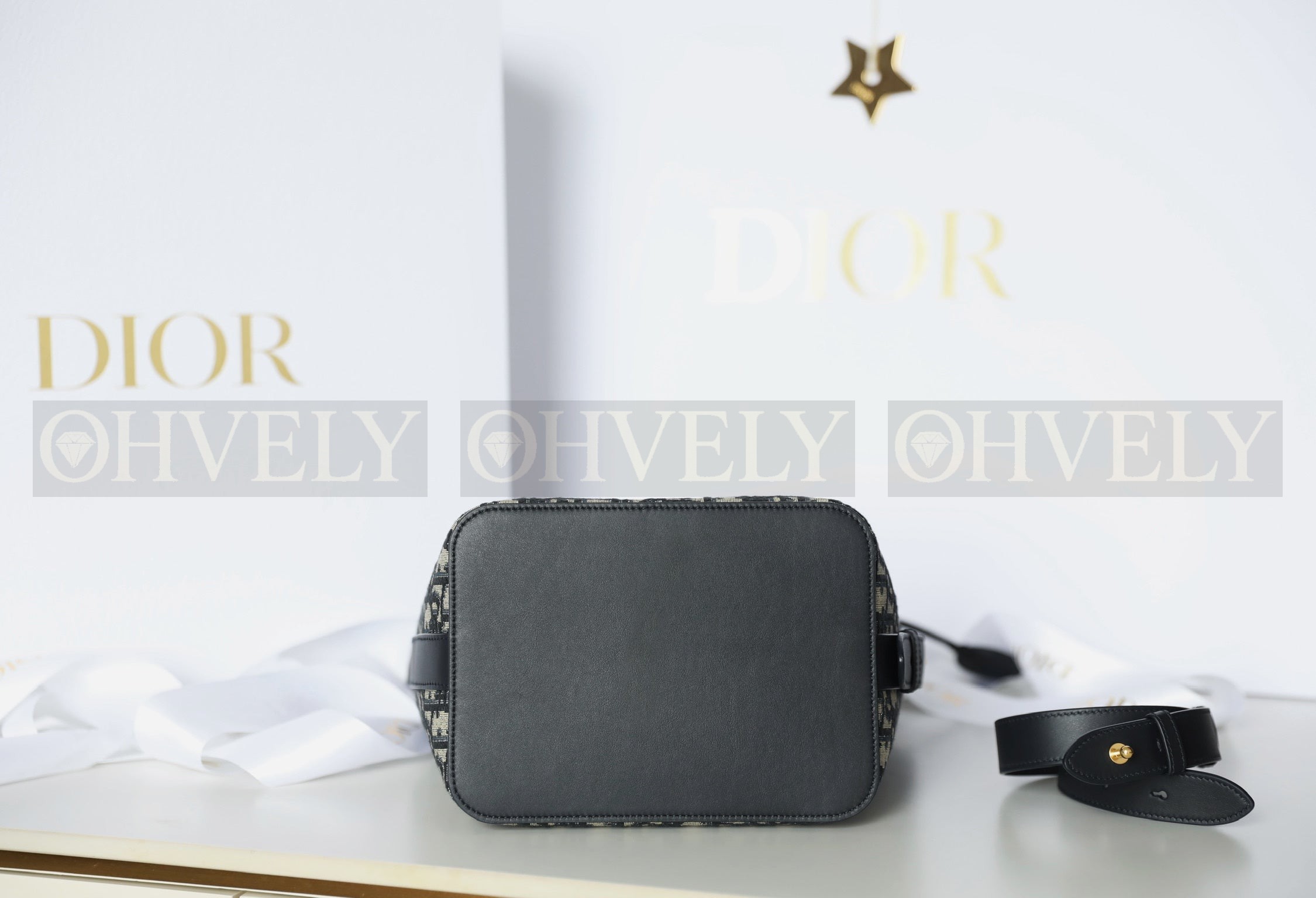 디올 Diorstar 스몰 버킷백 블루 오블리크 자카드 상품 썸네일