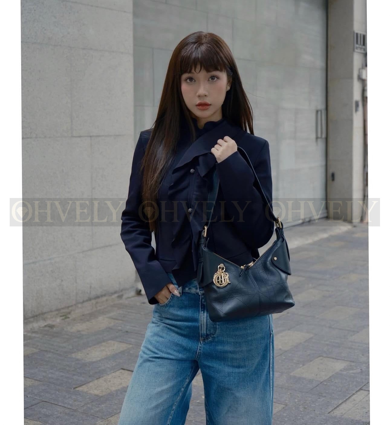 디올 보야주 백 플랫 매크로 까나쥬 그레인드 카프스킨 스몰 상품 썸네일