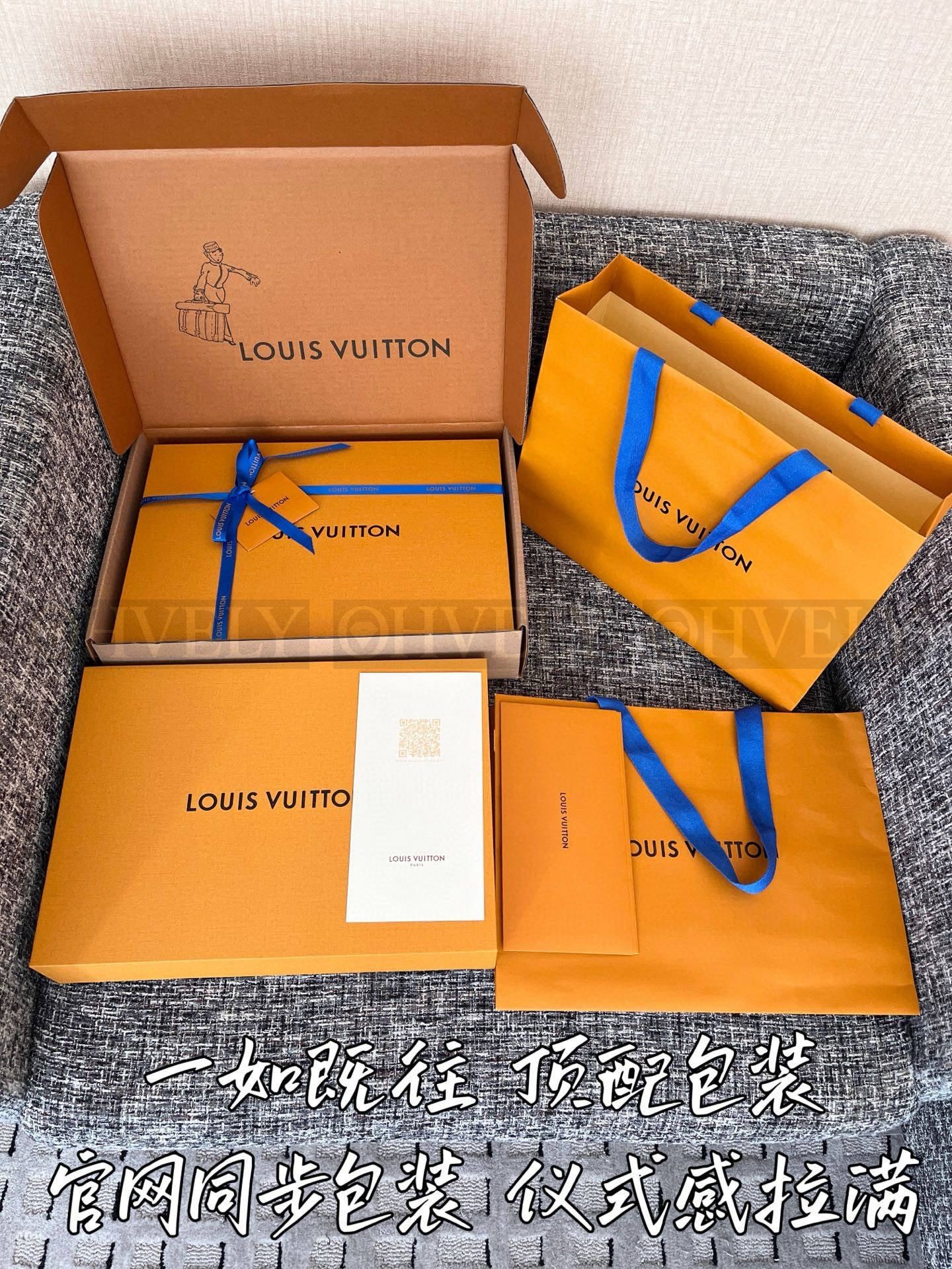 【 ZP 】Louis Vuitton 트레이닝 팬츠 (매장가 309만원) 상품 썸네일