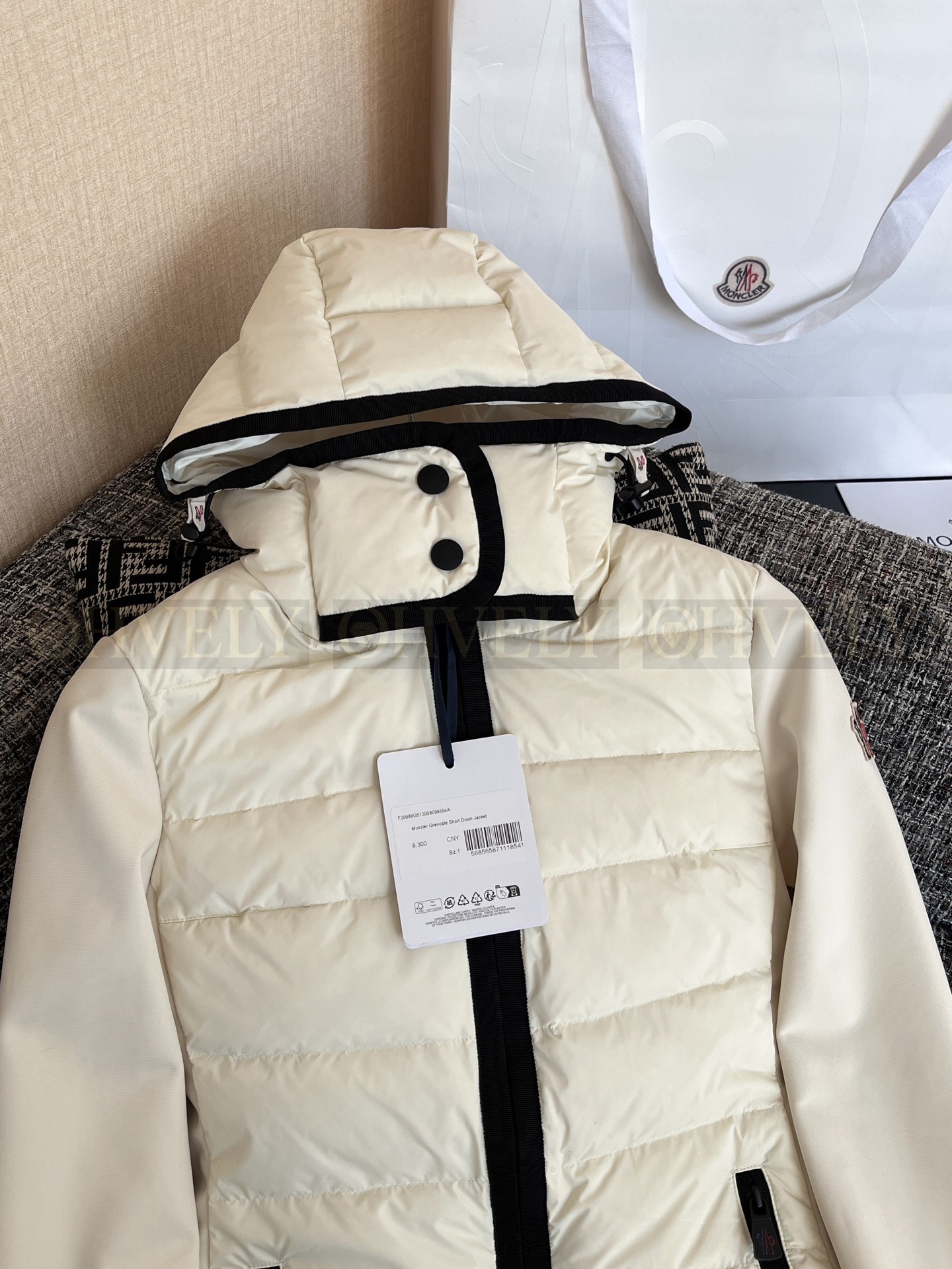 【 ZP 】Moncler 2025 패딩 (매장가 186만원) 상품 썸네일