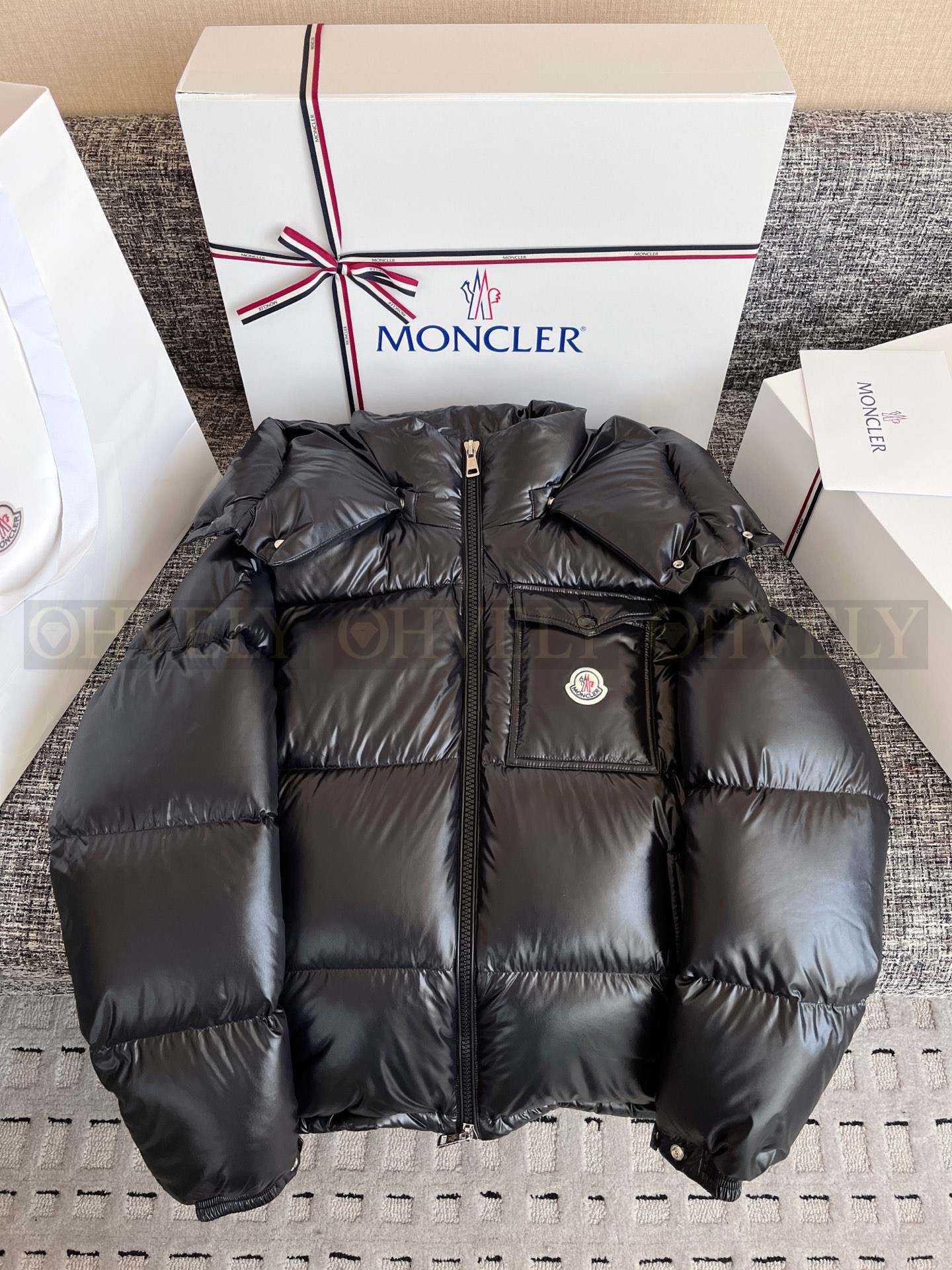 【 ZP 】Moncler 2025 패딩 (매장가 335만원) 상품 썸네일