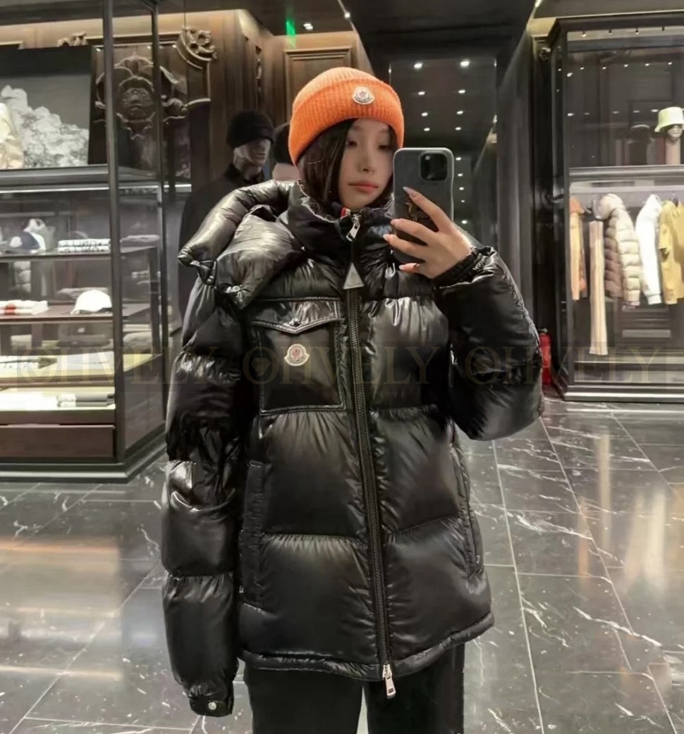【 ZP 】Moncler 2025 패딩 (매장가 335만원) 상품 썸네일