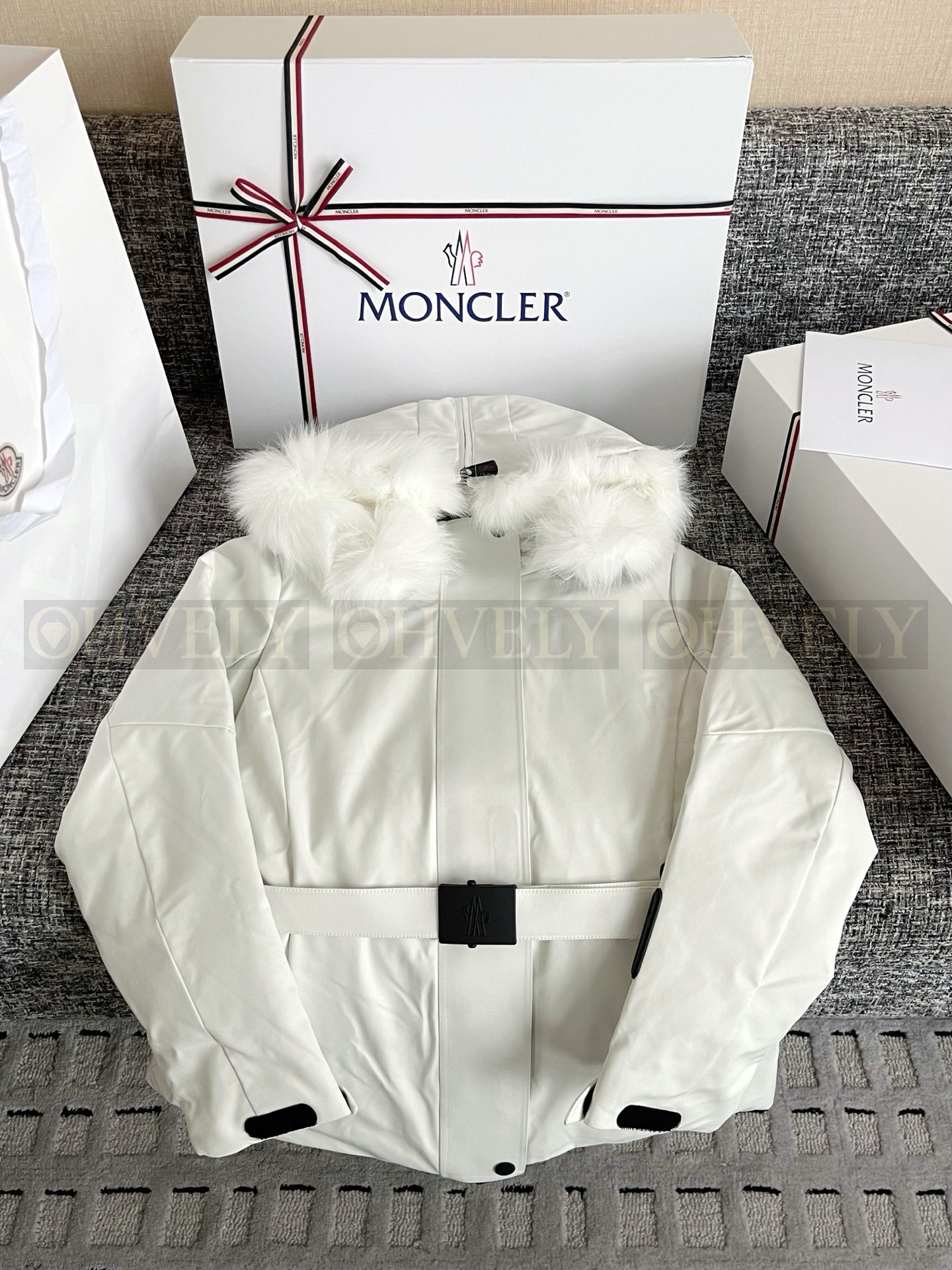 【 ZP 】Moncler 2025 패딩 (매장가 603만원) 상품 썸네일