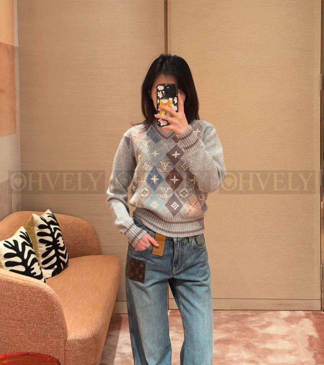 【 ZP 】Louis Vuitton 2025 스웨터 (매장가 396만원) 상품 썸네일