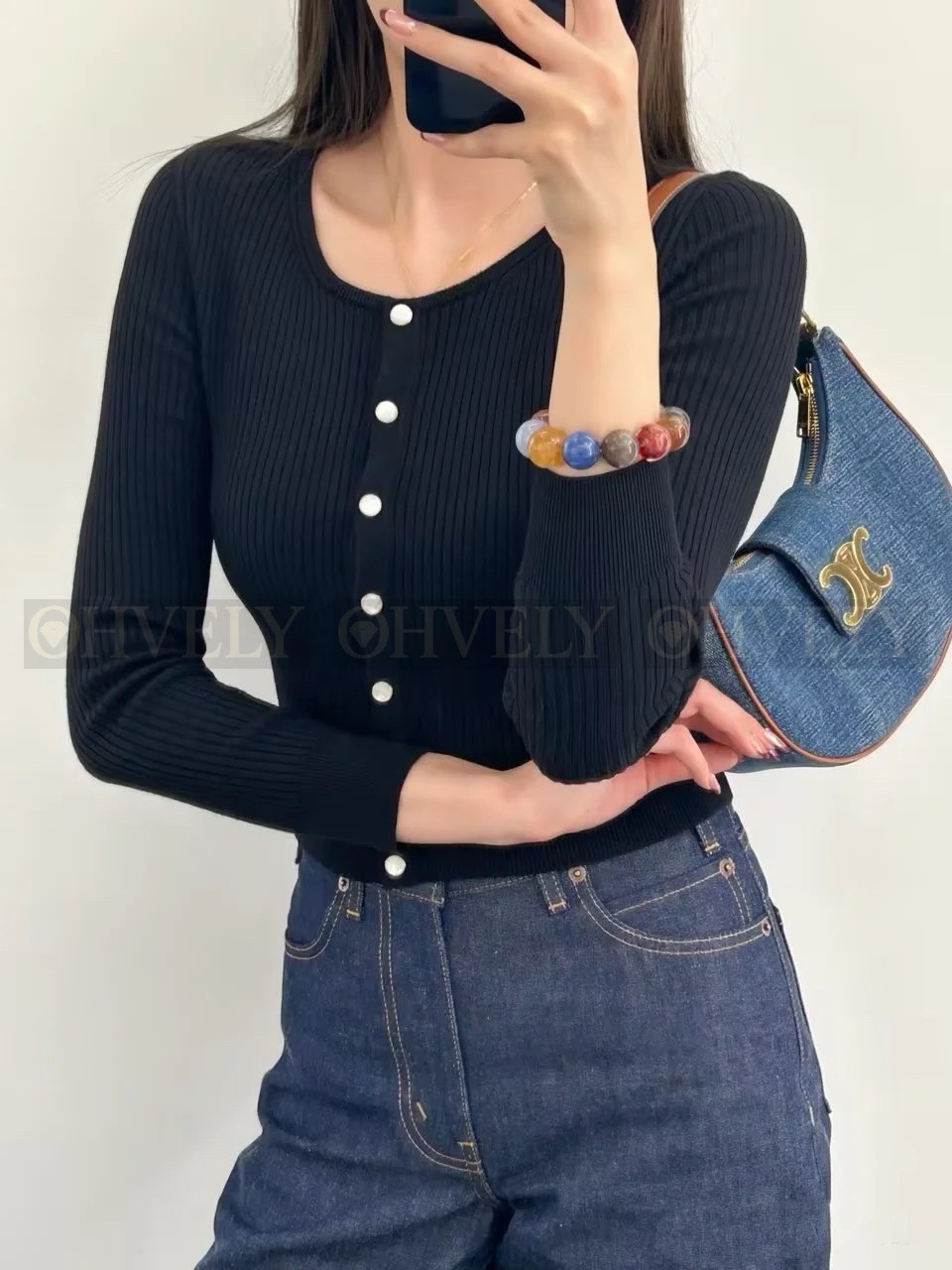 【 ZP 】Celine 2025 니트가디건 (매장가 240만원) 상품 썸네일